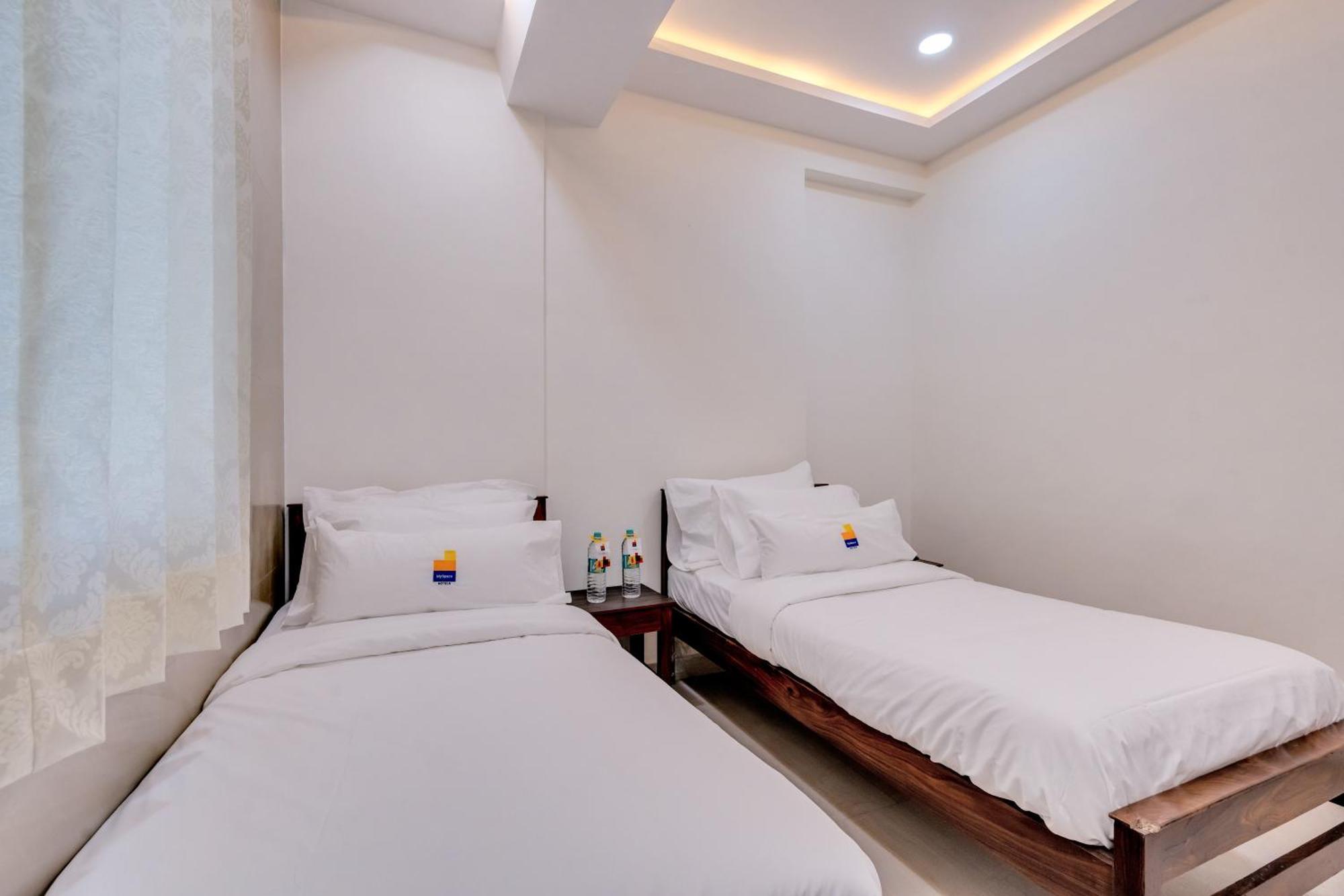 Myspace Hotel Shree Vaibhav Нагпур Экстерьер фото